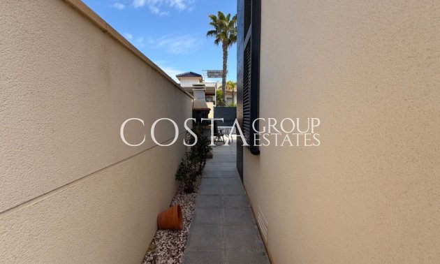 Herverkoop - Villa -
Rojales - Rojales Centro