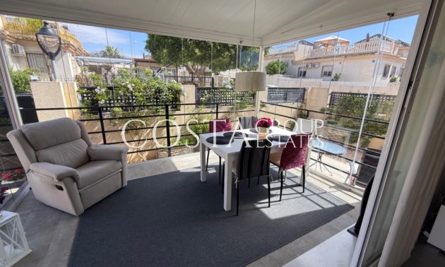 Herverkoop - Villa -
Rojales - Rojales Centro