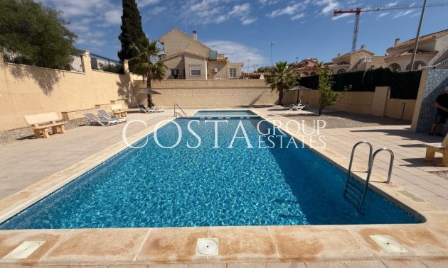 Herverkoop - Villa -
Rojales - Rojales Centro