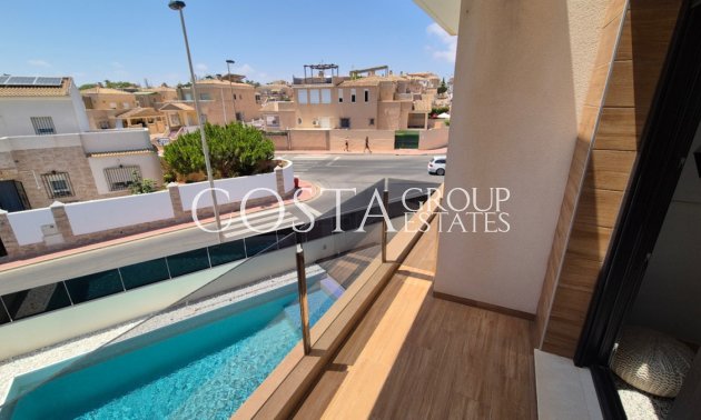 Odsprzedaż - Willa -
Torrevieja - Torrevieja Centro