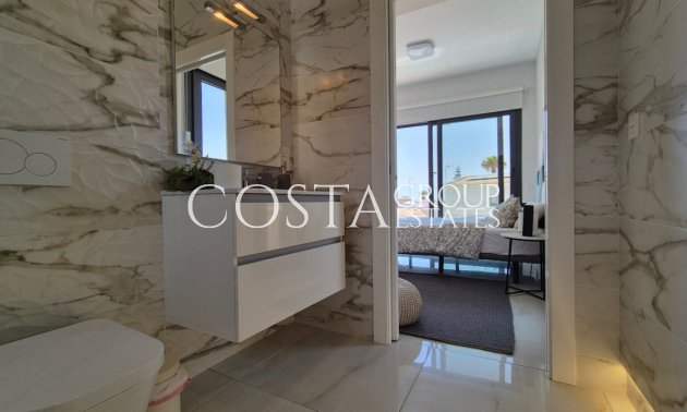 Odsprzedaż - Willa -
Torrevieja - Torrevieja Centro