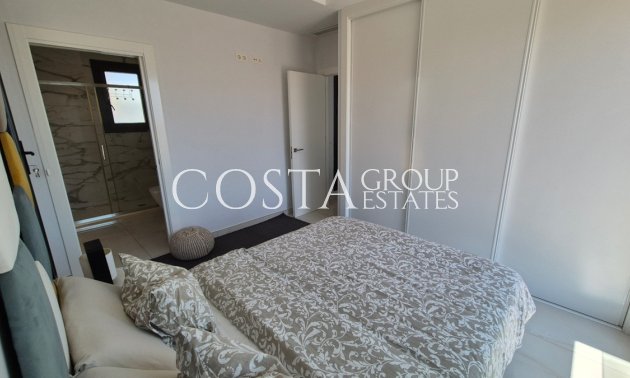 Odsprzedaż - Willa -
Torrevieja - Torrevieja Centro