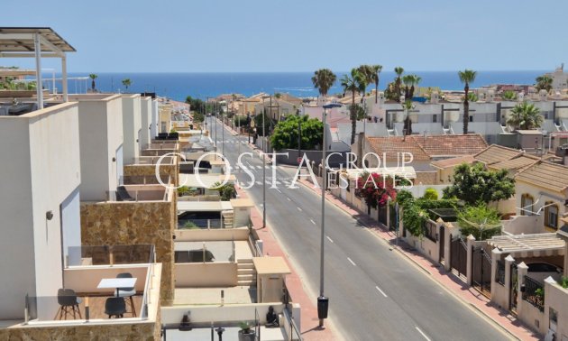 Odsprzedaż - Willa -
Torrevieja - Torrevieja Centro
