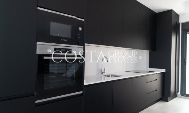 Nowy budynek - detached -
Polop