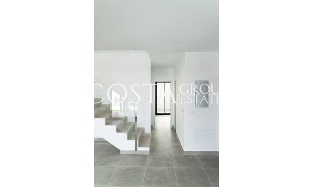 Nowy budynek - detached -
Polop