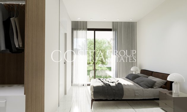 Nowy budynek - Willa -
La Nucía