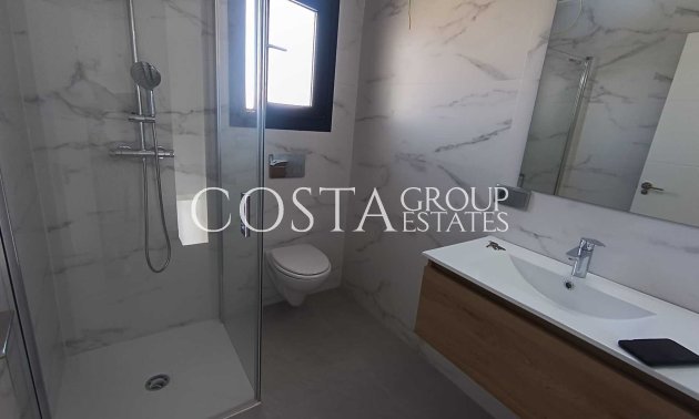 Neue Gebäude - Villa -
Daya Nueva