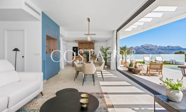 Neue Gebäude - detached -
Polop