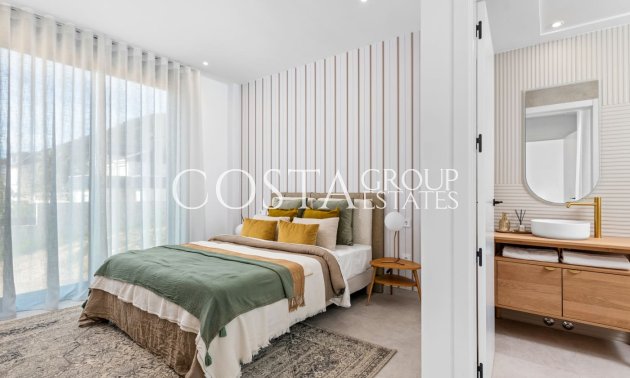 Neue Gebäude - detached -
Polop