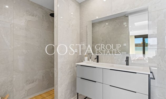 Neue Gebäude - detached -
Polop