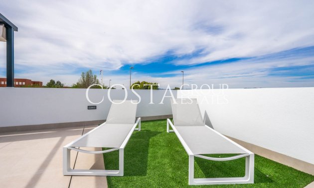 Neue Gebäude - detached -
Torre-Pacheco