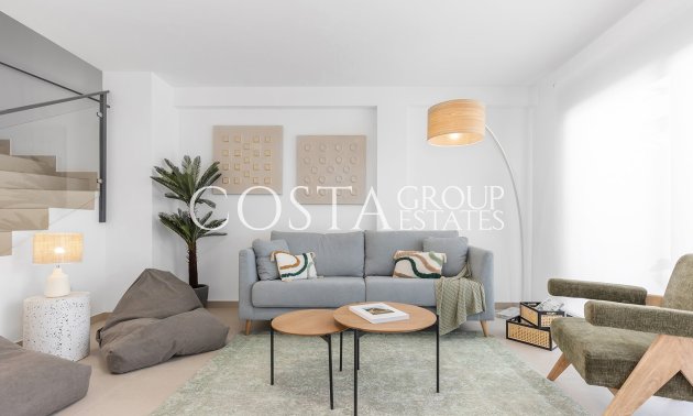 New Build - semi-detached -
Rafal