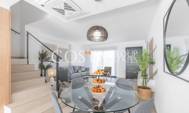 New Build - semi-detached -
Rafal