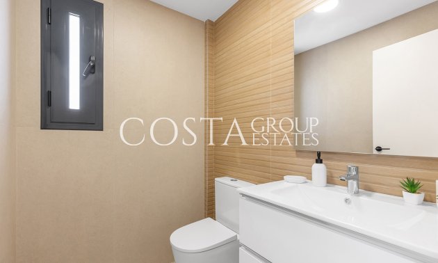 New Build - semi-detached -
Rafal