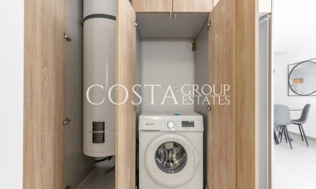 New Build - semi-detached -
Rafal