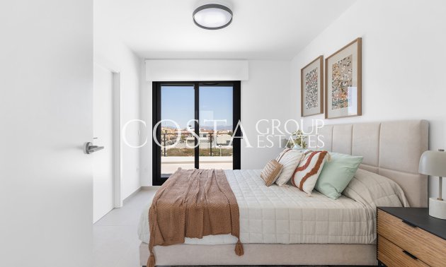 New Build - semi-detached -
Rafal