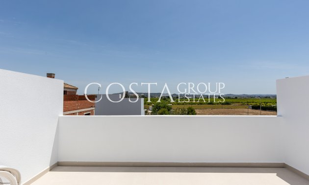 New Build - semi-detached -
Rafal