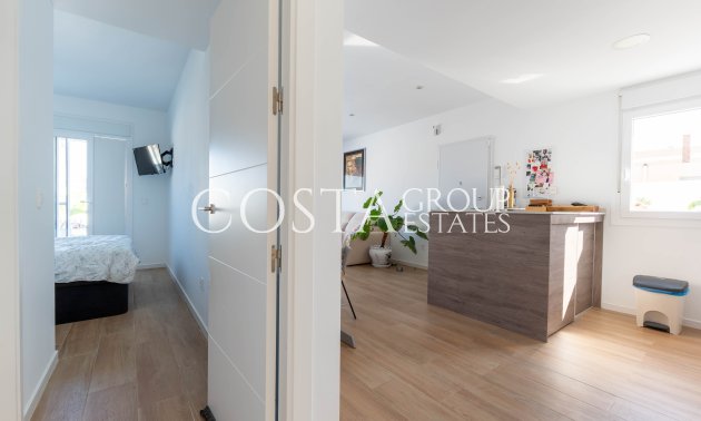 Neue Gebäude - Villa -
Murcia