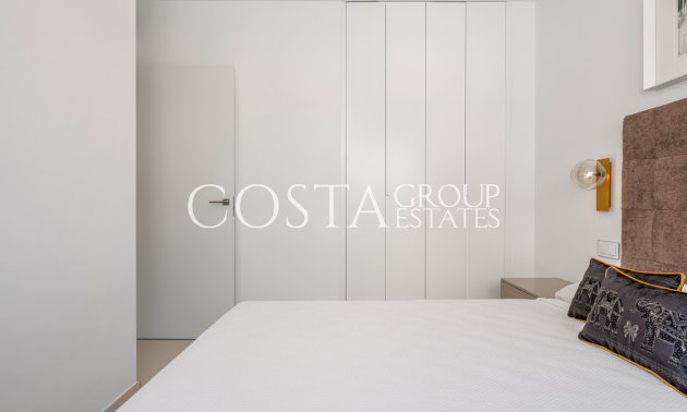 New Build - Villa -
Playa Paraiso