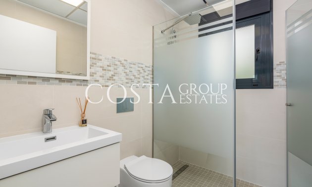 Nieuwbouw Woningen - Villa -
Playa Paraiso