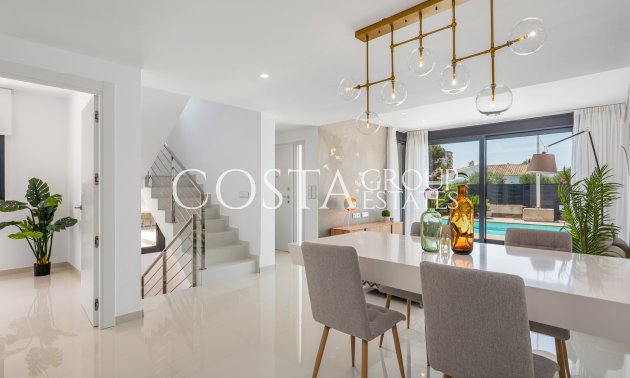 Nieuwbouw Woningen - Villa -
Playa Paraiso