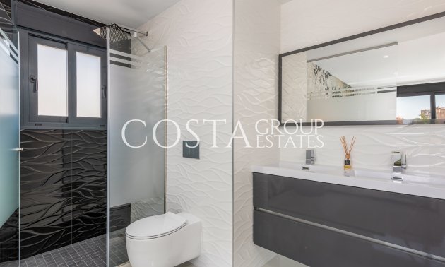 Nieuwbouw Woningen - Villa -
Playa Paraiso