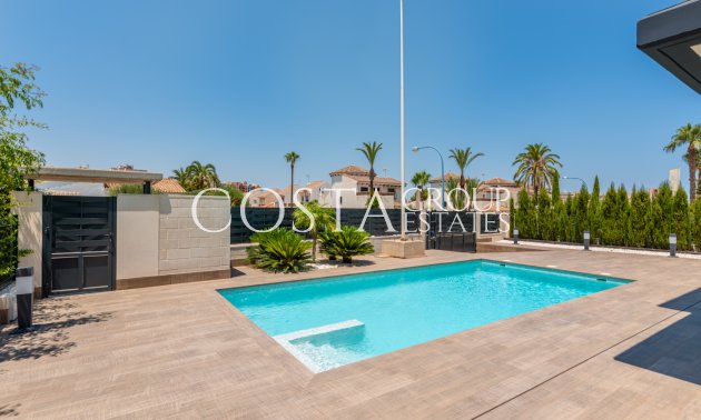 Neue Gebäude - detached -
Playa Paraiso