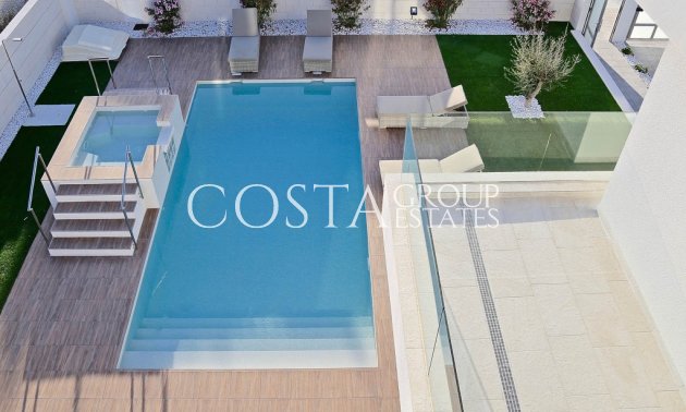 Neue Gebäude - Villa -
Dehesa de Campoamor