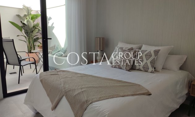 Nowy budynek - low-bungalow -
Pilar de la Horadada