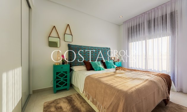 Nowy budynek - Willa -
Pilar de la Horadada - Pilar De La Horadada