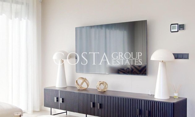 Neue Gebäude - Villa -
Polop