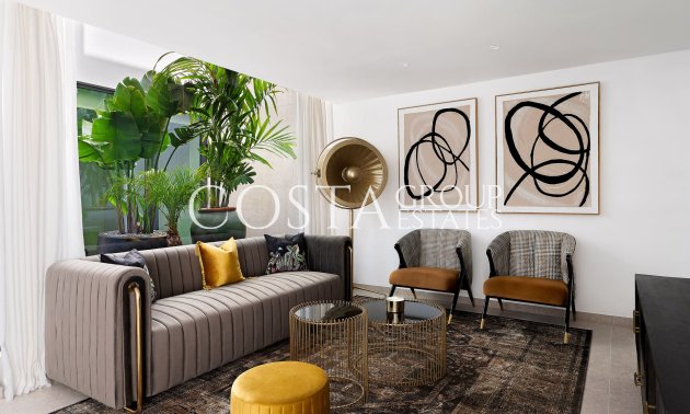 Nowy budynek - Willa -
La Nucía