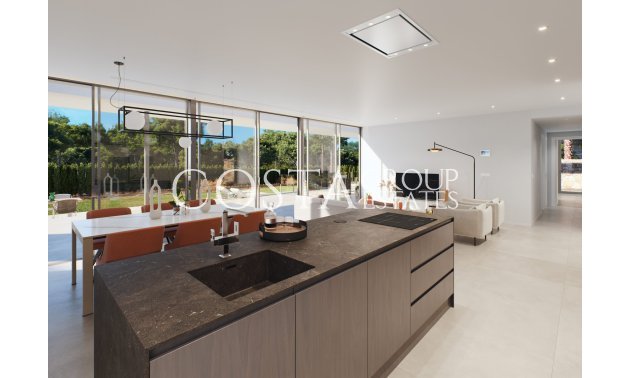 Nowy budynek - Willa -
Dehesa de Campoamor