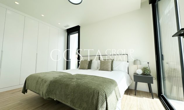 Neue Gebäude - Villa -
Torre de la Horadada