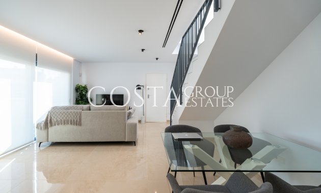 Neue Gebäude - terraced -
Elche - Corte Ingles