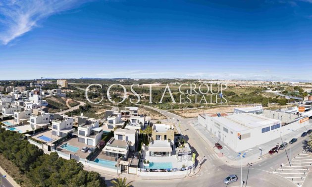 Neue Gebäude - Villa -
Orihuela