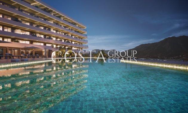 Neue Gebäude - Apartments -
Estepona