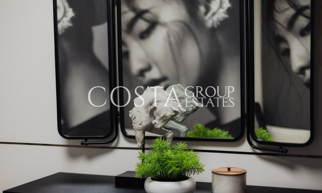 Neue Gebäude - Apartments -
Marbella