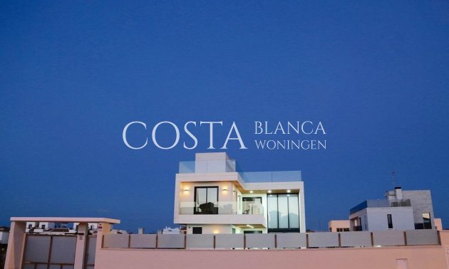 Nieuwbouw Woningen - Villa -
Orihuela Costa - Campoamor