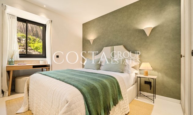 Neue Gebäude - Villa -
Marbella