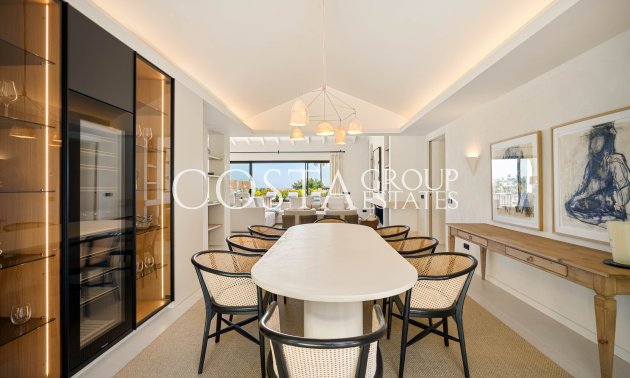 Neue Gebäude - Villa -
Marbella