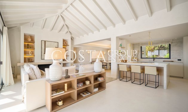 Neue Gebäude - Villa -
Marbella