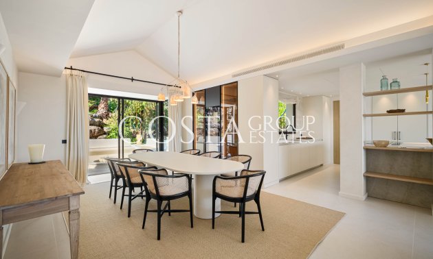 Neue Gebäude - Villa -
Marbella