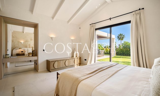 Neue Gebäude - Villa -
Marbella