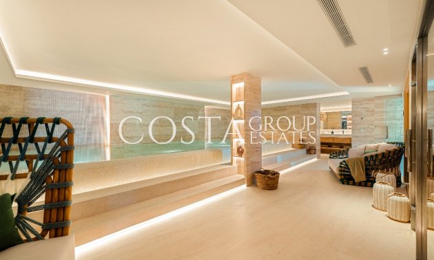 Neue Gebäude - Villa -
Marbella