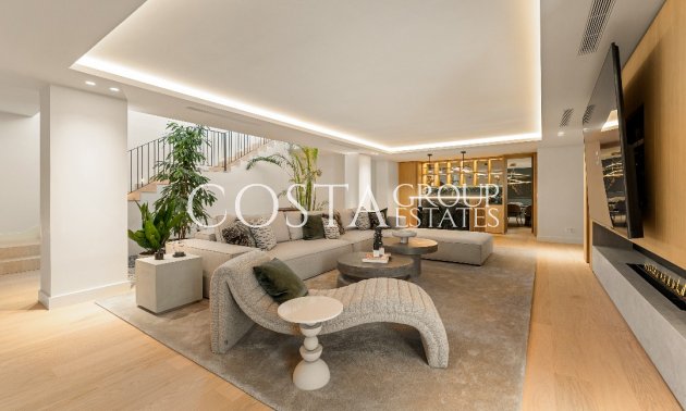 Neue Gebäude - Villa -
Marbella