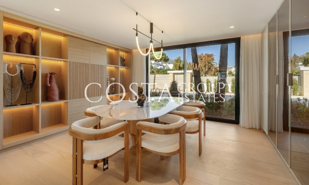 Neue Gebäude - Villa -
Marbella