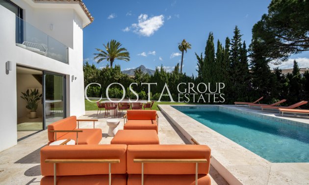 Nowy budynek - Willa -
Marbella