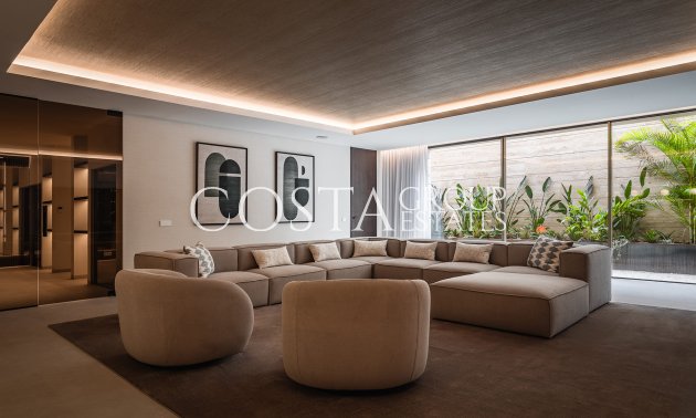 New Build - Villa -
Cortés