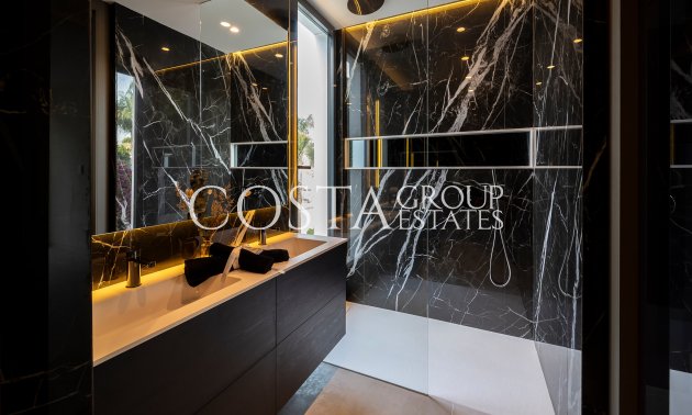 Nowy budynek - Willa -
Benahavís